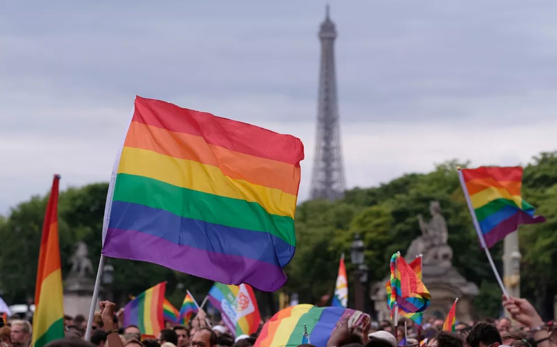 Paris belediyesi, LGBTİ+’lara verdiği sözü tutuyor Kaos GL - LGBTİ+ Haber Portalı