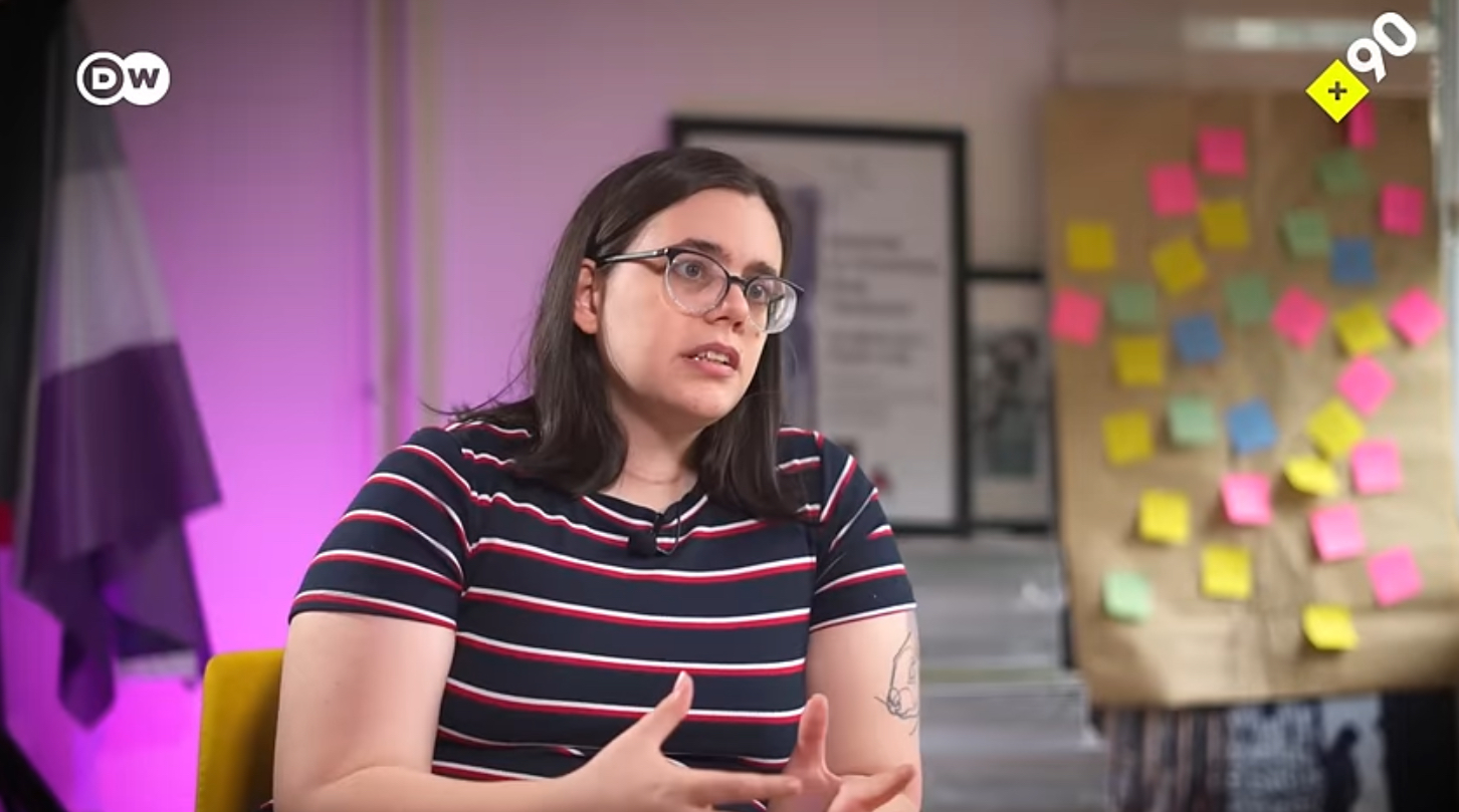 Plus 90’dan aseksüel videosu Kaos GL - LGBTİ+ Haber Portalı