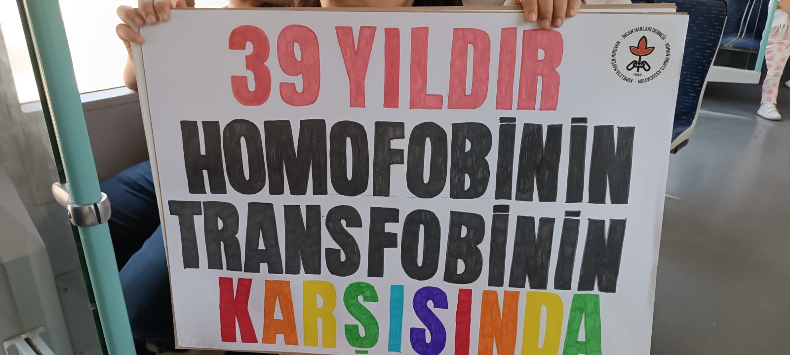 Police blocked IHD’s placard reading “We stand against homophobia and transphobia”; IHD members turned all placards upside down in protest Kaos GL - News Portal for LGBTI+