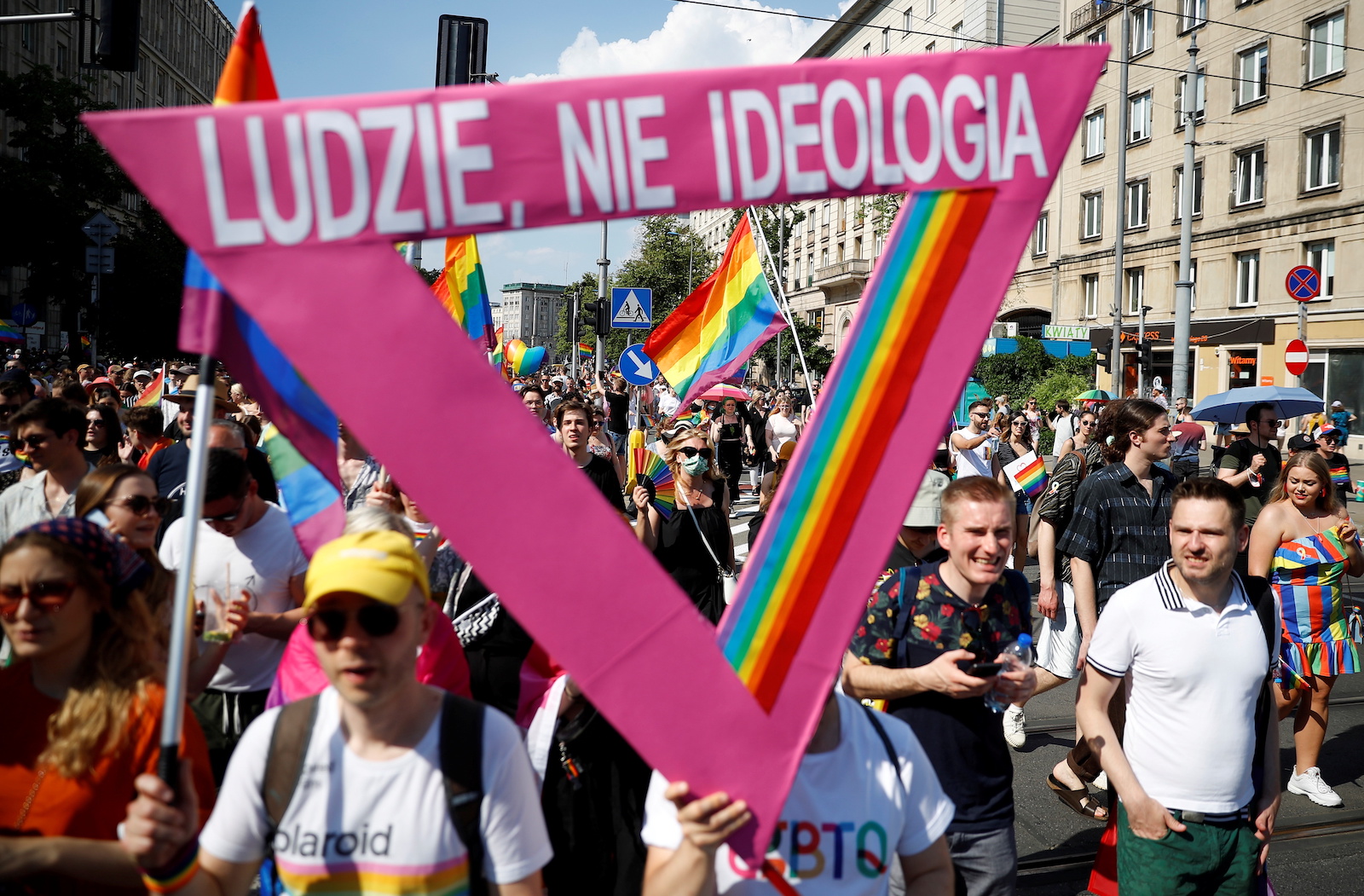Polonya’da LGBT çalışanların yarısı açılamıyor Kaos GL - LGBTİ+ Haber Portalı