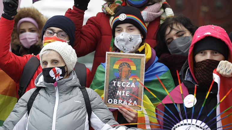 Polonya’da LGBTİ+ düşmanlığını protesto eden aktivistler yargılanıyor | Kaos GL - LGBTİ+ Haber Portalı