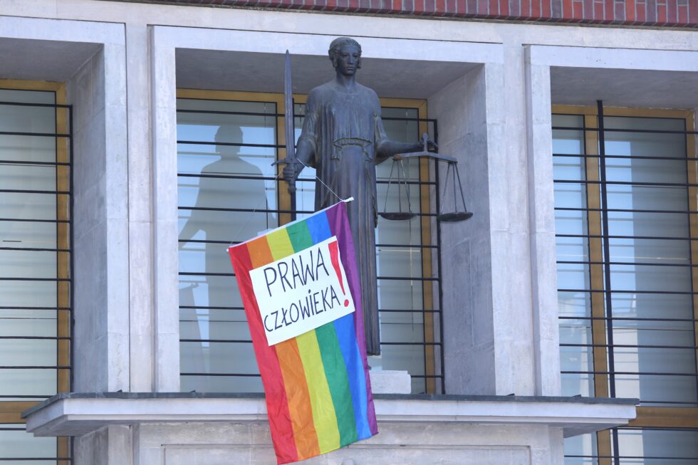 Polonya'da seçim sonrası ilk olumlu gelişme Kaos GL - LGBTİ+ Haber Portalı