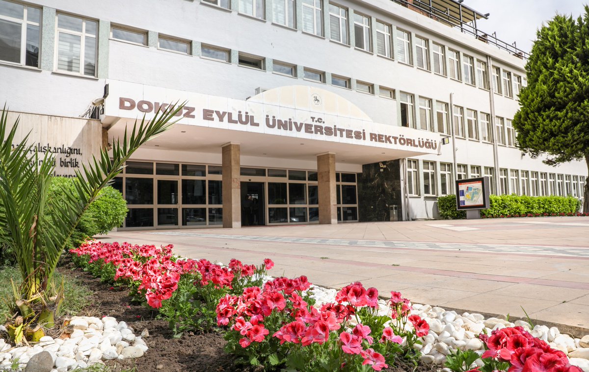 Private security attacked students holding rainbow flags | Kaos GL - News Portal for LGBTI+ News