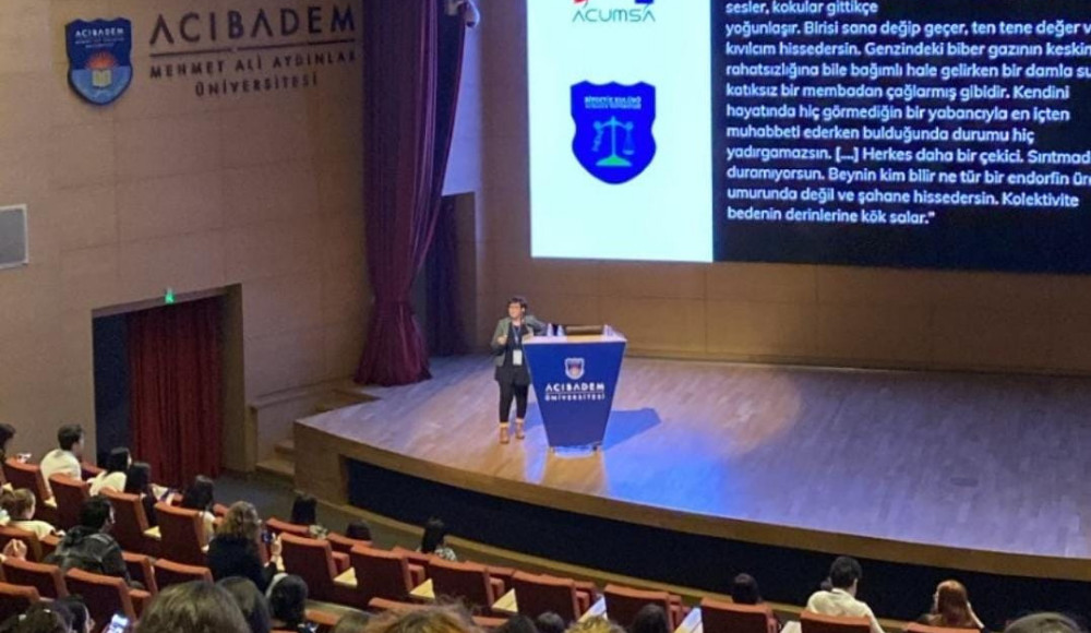 Queer karikatürler, Acıbadem Üniversitesi 1.Kadın Sağlığı ve Hakları Kongresi’nde Kaos GL - LGBTİ+ Haber Portalı