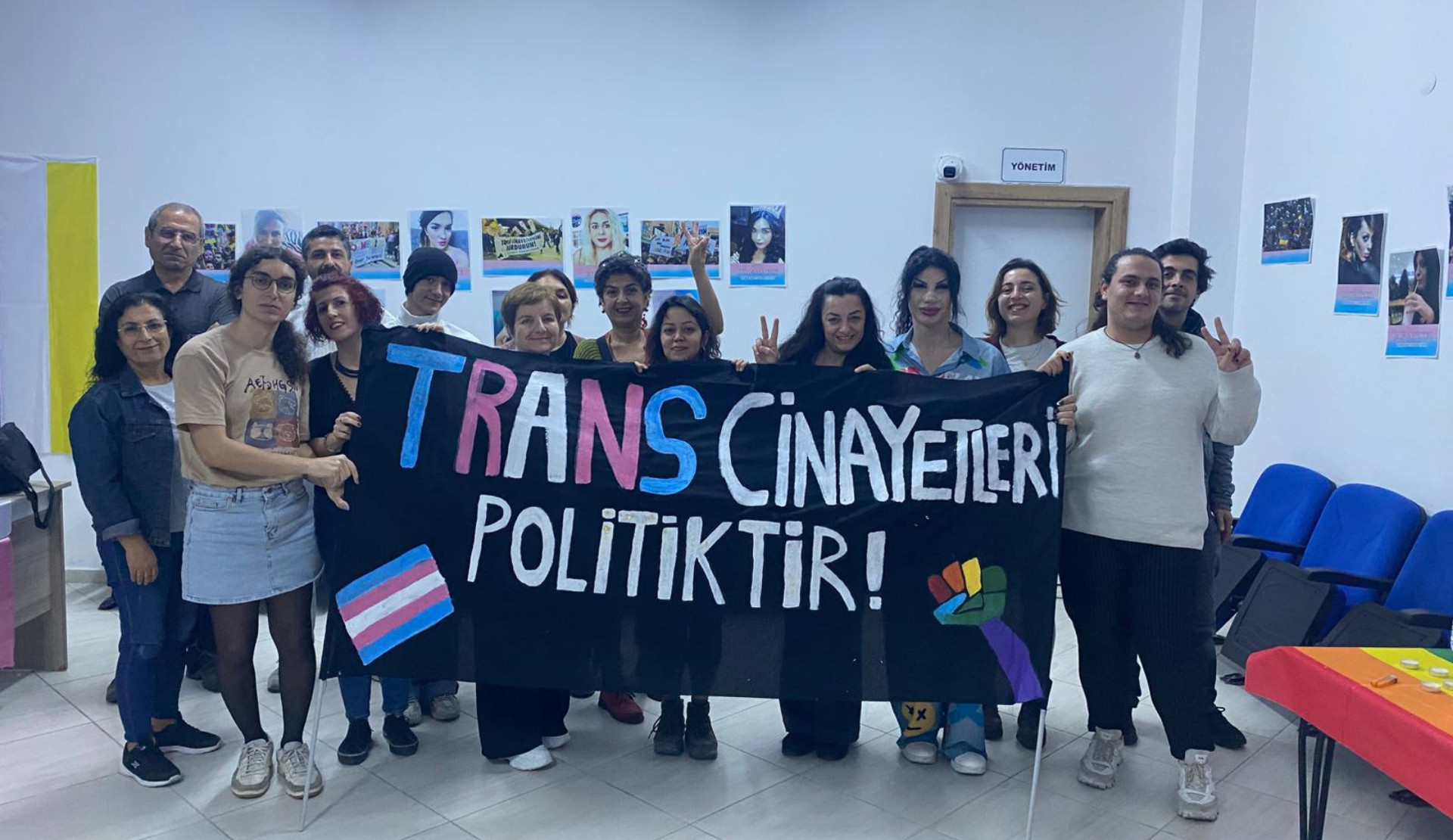 Renkli Güvercin, 20 Kasım anmasında fotoğraf sergisi ve söyleşide bir araya geldi | Kaos GL - LGBTİ+ Haber Portalı Haber