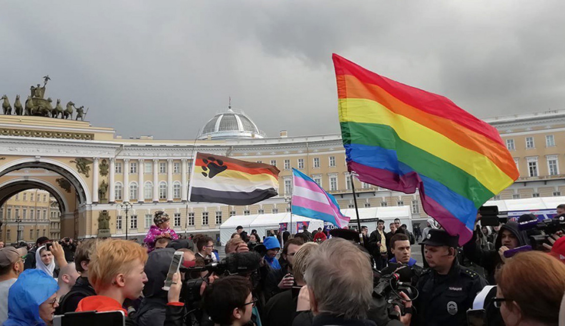 Rusyalı psikiyatrist, LGBTİ+’ları “ruhsal bozukluk” ve “trans salgını” diyerek hedef aldı! | Kaos GL - LGBTİ+ Haber Portalı Haber