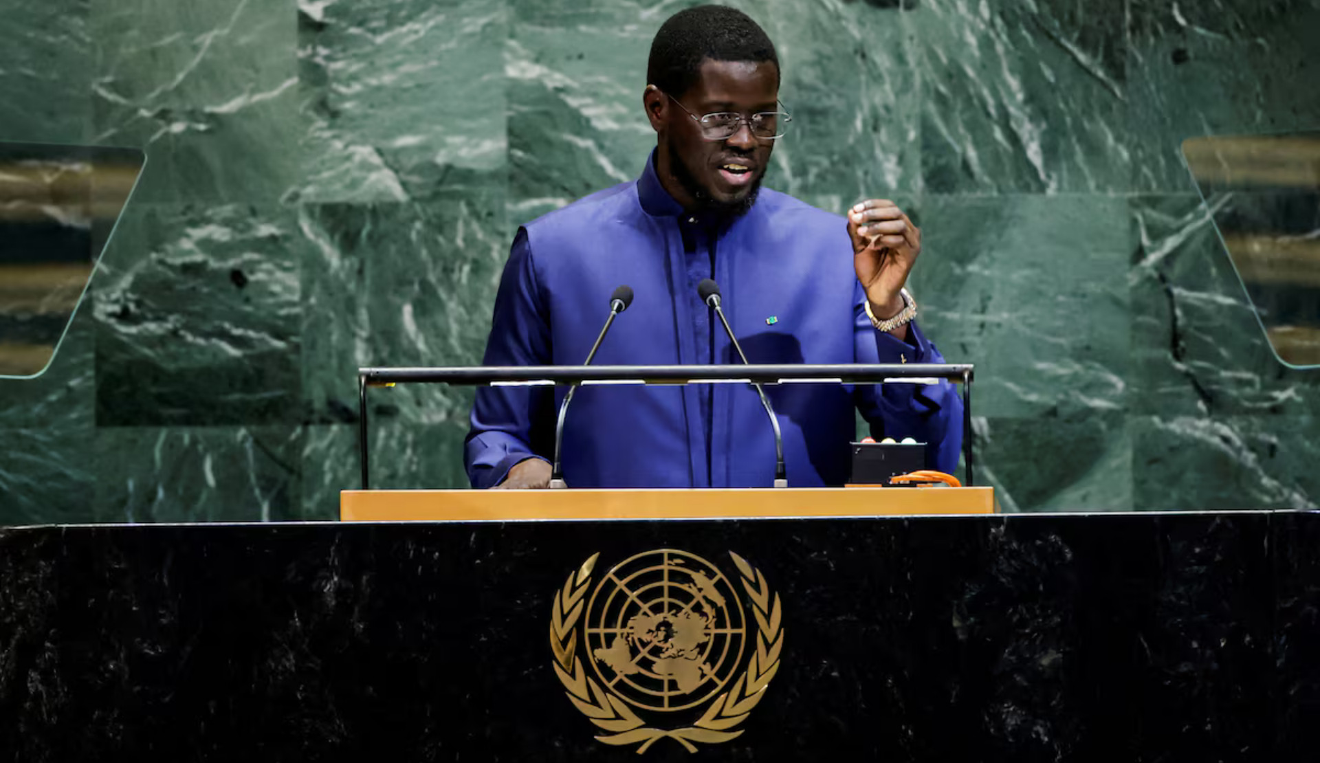 Senegal: Cumhurbaşkanı, eşcinsel ilişkiler için azami cezayı iki katına çıkaran yasa tasarısını onayladı! | Kaos GL - LGBTİ+ Haber Portalı Haber