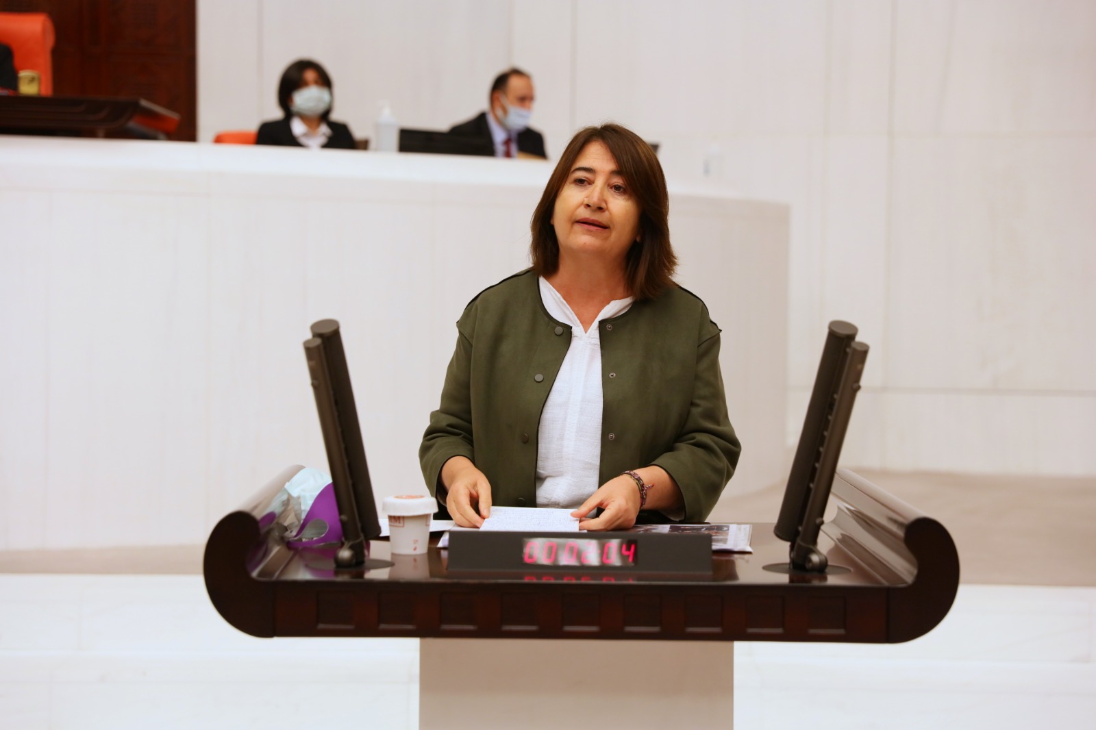Kemalbay, öğrencilerin barınma hakkını Meclis’e taşıdı Kaos GL - LGBTİ+ Haber Portalı