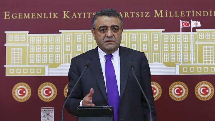 “Sezgin Tanrıkulu’nun kişisel güvenliği konusunda etkili tedbirler almaya davet ediyoruz” Kaos GL - LGBTİ+ Haber Portalı