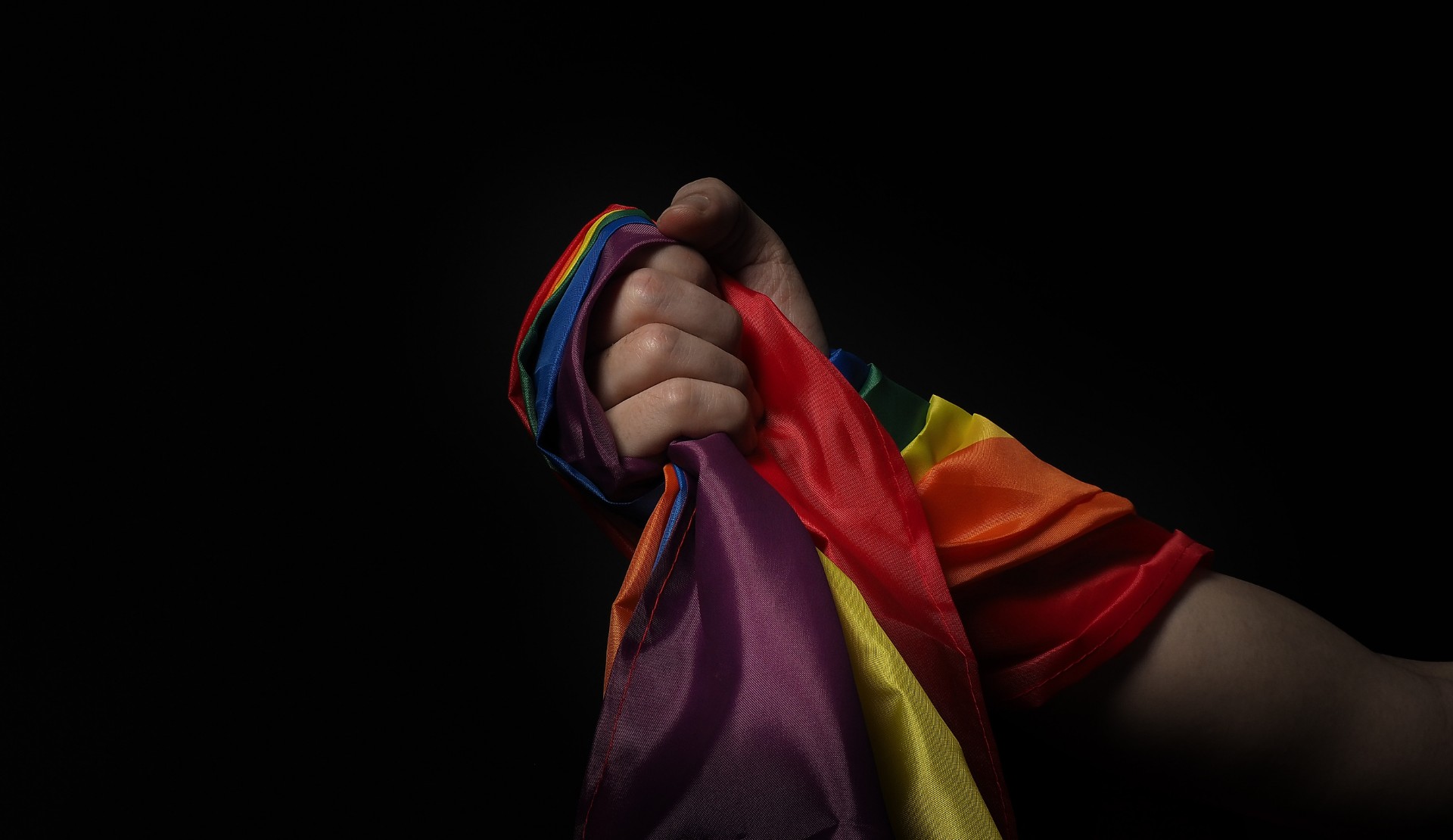 TİP LGBTİ+ Bürosu’ndan “Ailem Güvende” operasyonuna tepki: “Hak savunuculuğu hedef alınamaz!” | Kaos GL - LGBTİ+ Haber Portalı