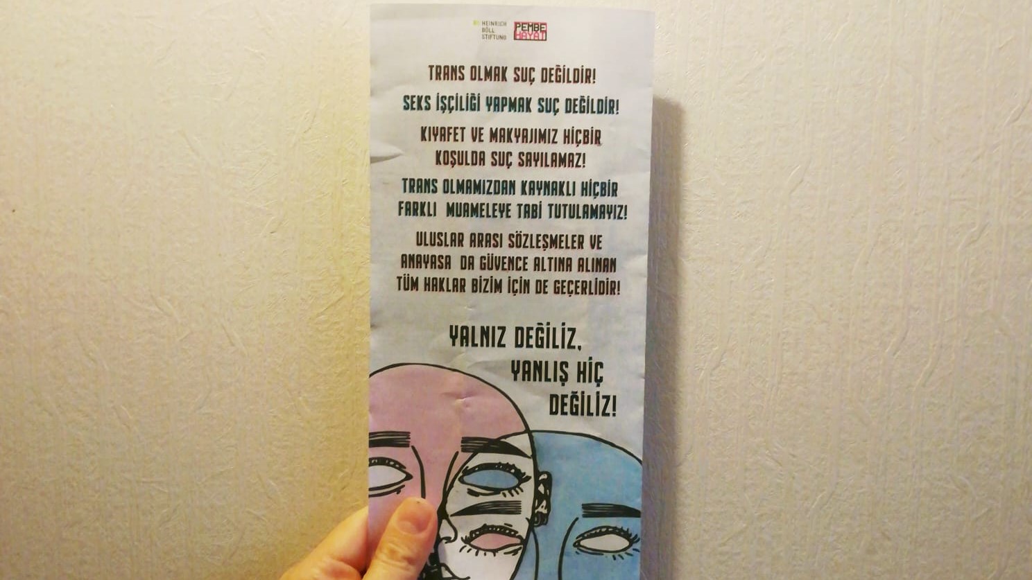 “Trans Olmak Suç Değildir!” broşürü güncellendi! Kaos GL - LGBTİ+ Haber Portalı
