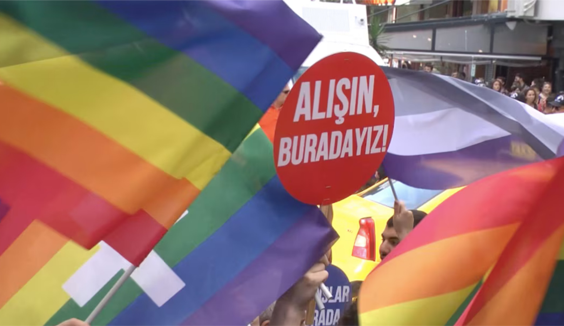 Türk-Alman Üniversitesi’nde Onur Yürüyüşü’ne polis tacizi: Öğrenciler gözaltı ile tehdit edildi | Kaos GL - LGBTİ+ Haber Portalı Haber