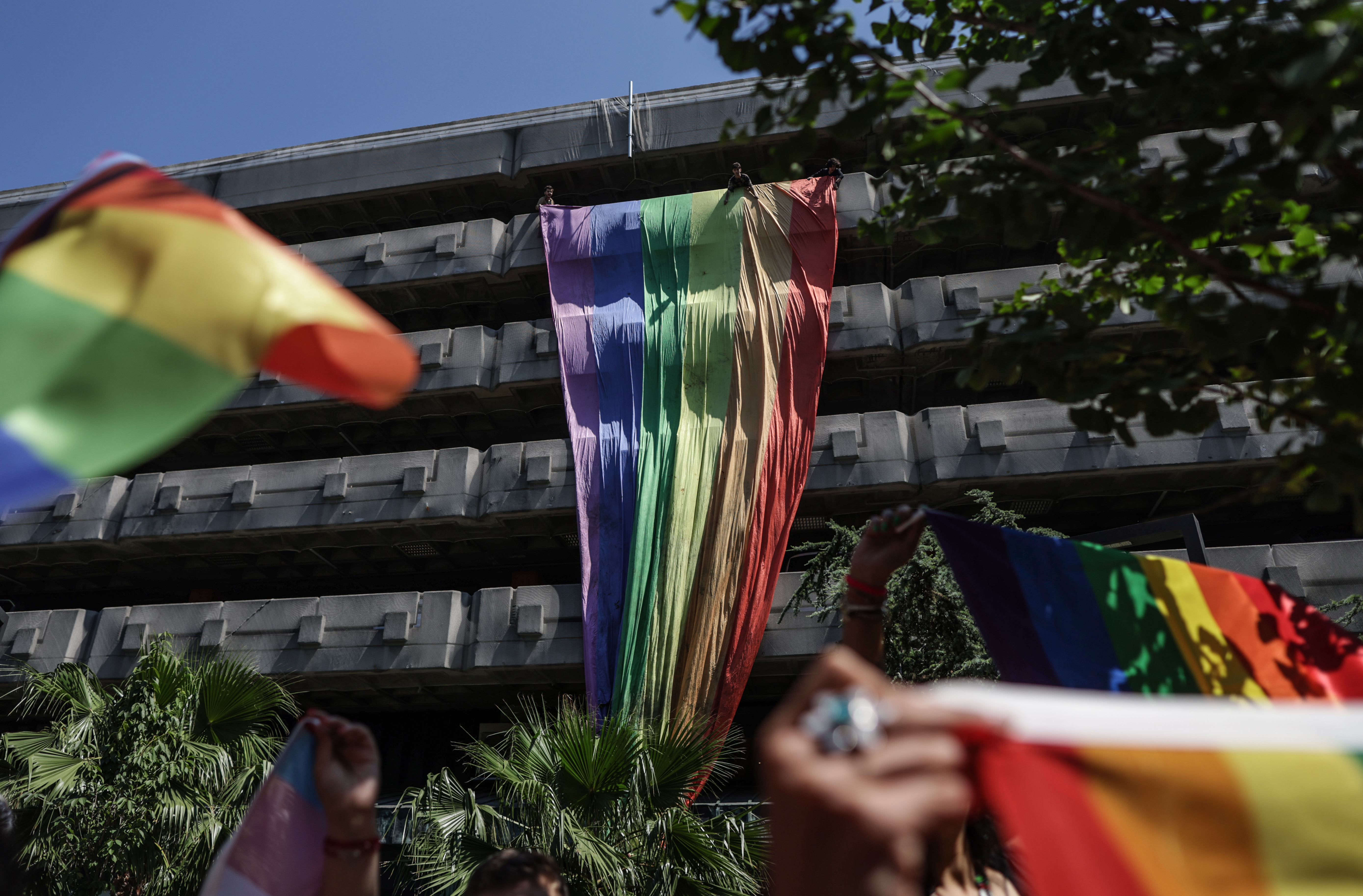 “Türkiye’de LGBTİ+ karşıtı söylem, siyasi bir araç olarak benimsendi” Kaos GL - LGBTİ+ Haber Portalı