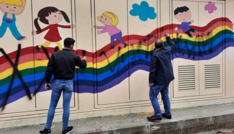 Ülkü Ocakları’nın Bursa’da gökkuşağını siyaha boyaması tepkiyle karşılandı Kaos GL - LGBTİ+ Haber Portalı