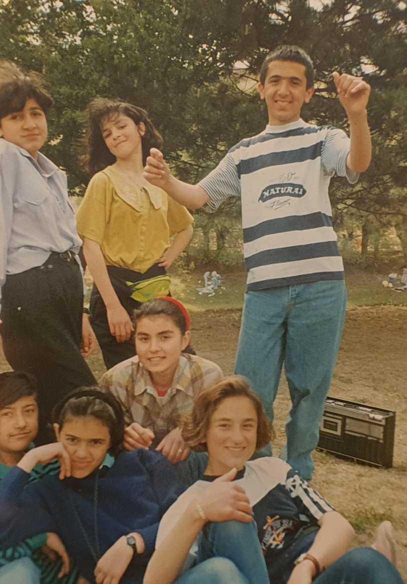 al-sana-dusman-iste-benim-cocuklugum-4