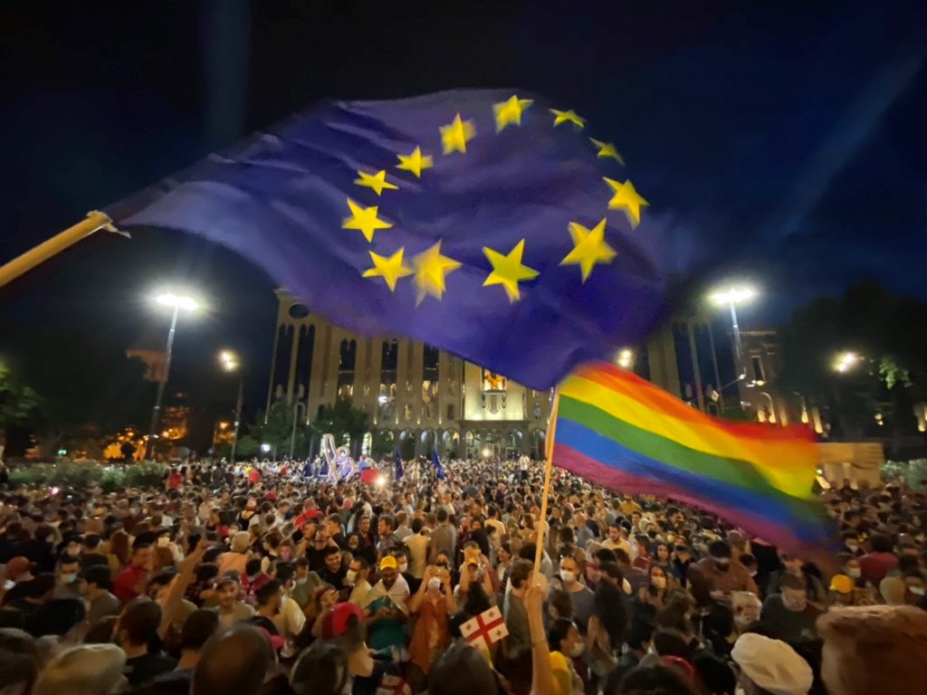 tiflis-pride-avrasyacilik-ve-avrupa-birligi-2 tiflis-pride-avrasyacilik-ve-avrupa-birligi-2