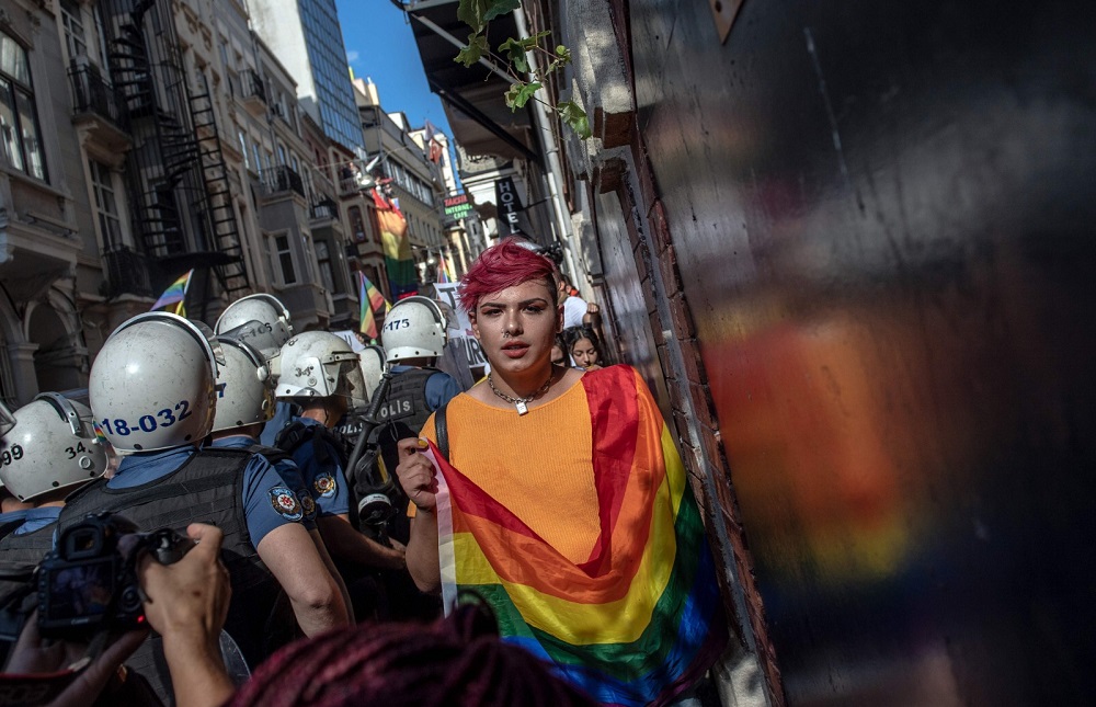 LGBT'lere yönelik savaşta nerede kalmıştık? Kaos GL - LGBTİ+ Haber Portalı
