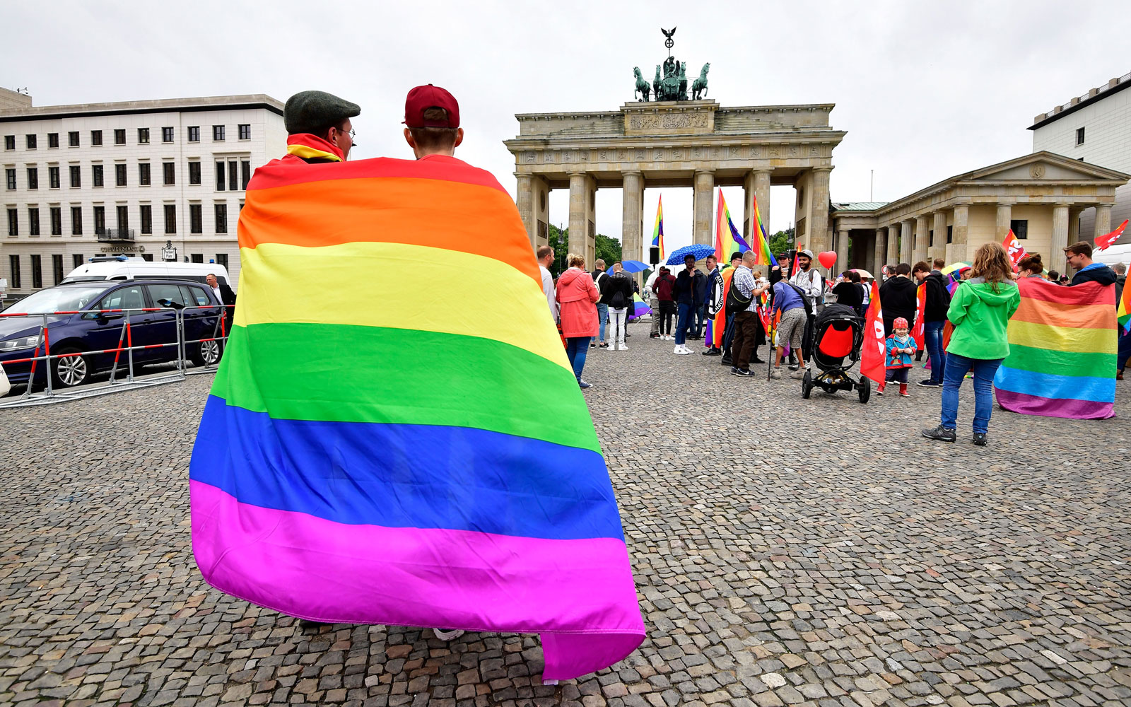 Local Governments and LGBTI+ Policies Through Good Practice Examples | Kaos GL - News Portal for LGBTI+ Rainbow Forum Opinion Column
