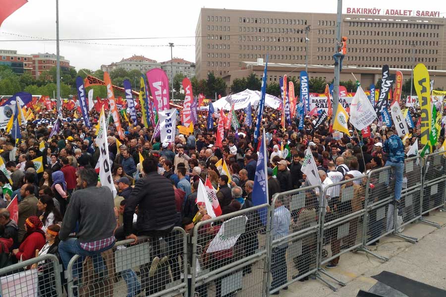 İstanbul&rsquo;da 1 Mayıs: Hayır biz kazandık! Kaos GL - LGBTİ+ Haber Portalı