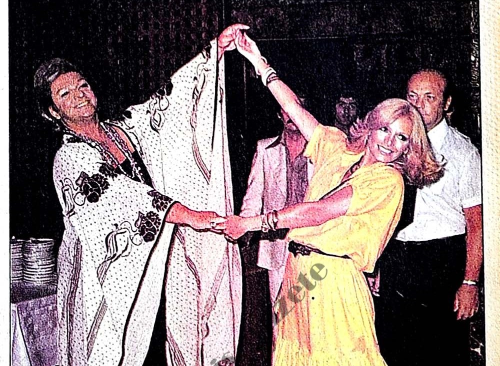&lsquo;Zeki Müren Ajda Pekkan&rsquo;dan daha süslüydü&rsquo;, herhalde yani! Kaos GL - LGBTİ+ Haber Portalı