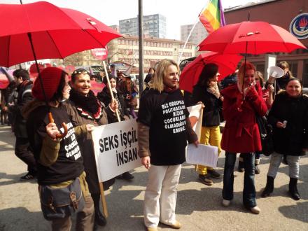 &lsquo;Kabahatler Kanunu ile Trans Kadınlara Ayrımcılık Yapılamaz!&rsquo; Kaos GL - LGBTİ+ Haber Portalı