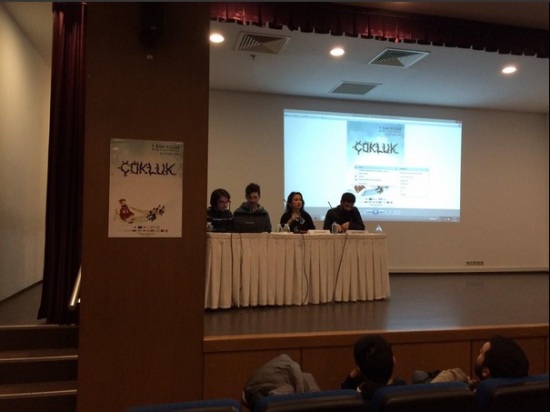 &lsquo;Maaile mi Na-aile mi?&rsquo; cevabı yarın İzmir&rsquo;de! Kaos GL - LGBTİ+ Haber Portalı