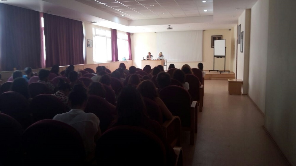 &lsquo;Queer hareketin eleştirileri aile ideolojisini çıkmaza soktu&rsquo; Kaos GL - LGBTİ+ Haber Portalı