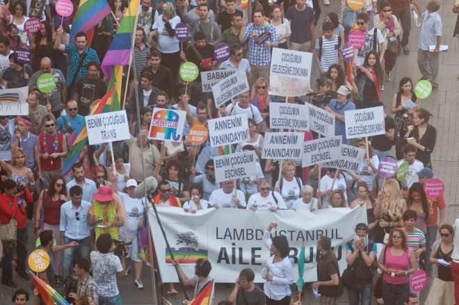 Hoop, Aile Bakanı Var! Kaos GL - LGBTİ+ Haber Portalı