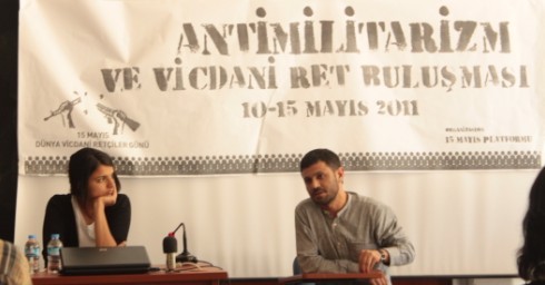 Vicdani Ret Forumu'nda Savaş, Militarizm ve Profesyonel Ordu Kaos GL - LGBTİ+ Haber Portalı
