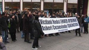 Vicdani Retçi Enver Aydemir'e İşkence Yapıldı | Kaos GL - LGBTİ+ Haber Portalı Haber