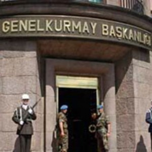 Ölen Askerlerin Aileleri Genelkurmay'ı Mahkemeye Verdi | Kaos GL - LGBTİ+ Haber Portalı Haber