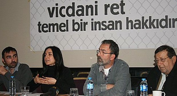 "Öncelik Militarizmin Temizlenmesi" | Kaos GL - LGBTİ+ Haber Portalı Haber