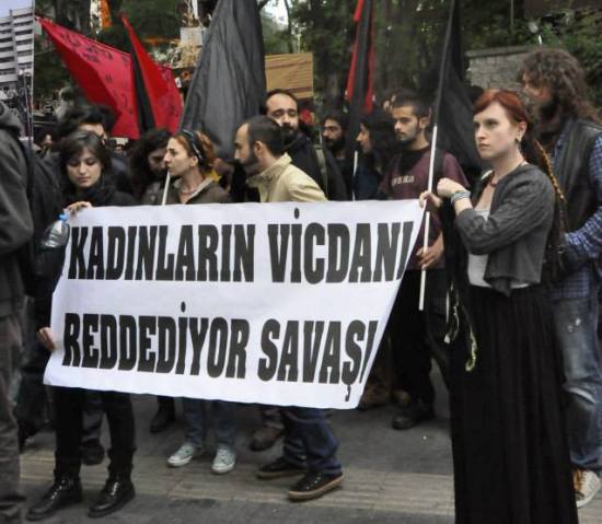 Anarşist Kadınlardan Ankara&rsquo;da Vicdani Ret Açıklaması Kaos GL - LGBTİ+ Haber Portalı