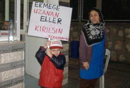 Gökkuşağı Bayrağının Altında &lsquo;Ekmek, Barış, Özgürlük&rsquo; Mitingine! Kaos GL - LGBTİ+ Haber Portalı