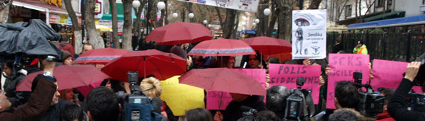 Antalya&rsquo;da Kabahatler Kanunu&rsquo;ndan 84 Kişiye Ceza Kaos GL - LGBTİ+ Haber Portalı