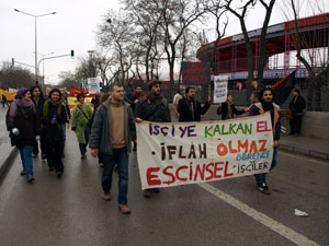Çalışma Hayatında Cinsel Yönelim Ayrımcılığı Nihayet Düzenleniyor mu? Kaos GL - LGBTİ+ Haber Portalı
