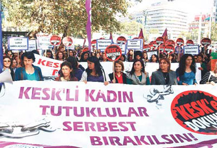 Tutuklu KESK&rsquo;li Kadın Sendikacılar &lsquo;Ayaklanma Hazırlığı&rsquo;yla Suçlanıyorlar! Kaos GL - LGBTİ+ Haber Portalı