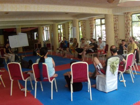 Yorgun Düşme Ey Aktivist! Kaos GL - LGBTİ+ Haber Portalı