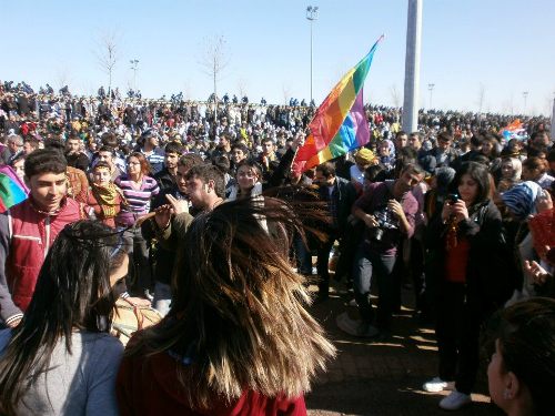 Hebûn LGBT: Örgütlenmek Yaşamakla Eşanlamlı Kaos GL - LGBTİ+ Haber Portalı