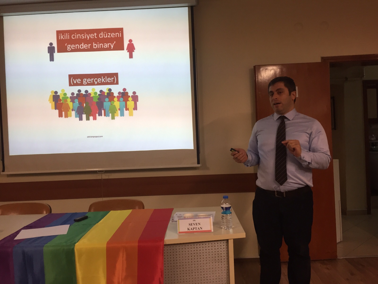 &lsquo;Psychiatrists should create safe environment for children&rsquo; | Kaos GL - News Portal for LGBTI+ News