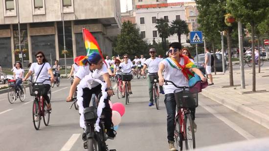 Tiran&rsquo;da homofobiye karşı pedallara kuvvet Kaos GL - LGBTİ+ Haber Portalı