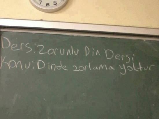 Nüfus cüzdanında din hanesi boş öğrencilere de zorunlu din dersi! Kaos GL - LGBTİ+ Haber Portalı