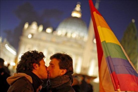 Papa&rsquo;ya &lsquo;LGBT&rsquo;lerle görüş&rsquo; çağrısı | Kaos GL - LGBTİ+ Haber Portalı Haber