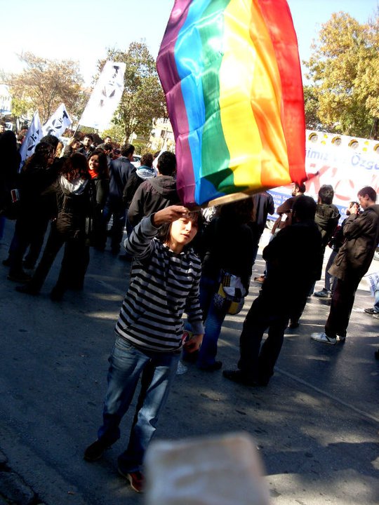 Yönelim Değil Tercih Rehberi  Seçin&rsquo;in Gazi&rsquo;si Kaos GL - LGBTİ+ Haber Portalı
