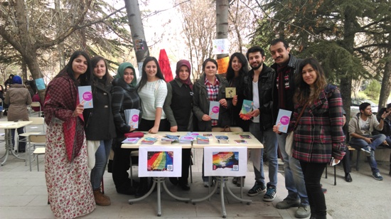 Sosyal hizmet öğrencilerinden LGBTİ dayanışmasına destek Kaos GL - LGBTİ+ Haber Portalı
