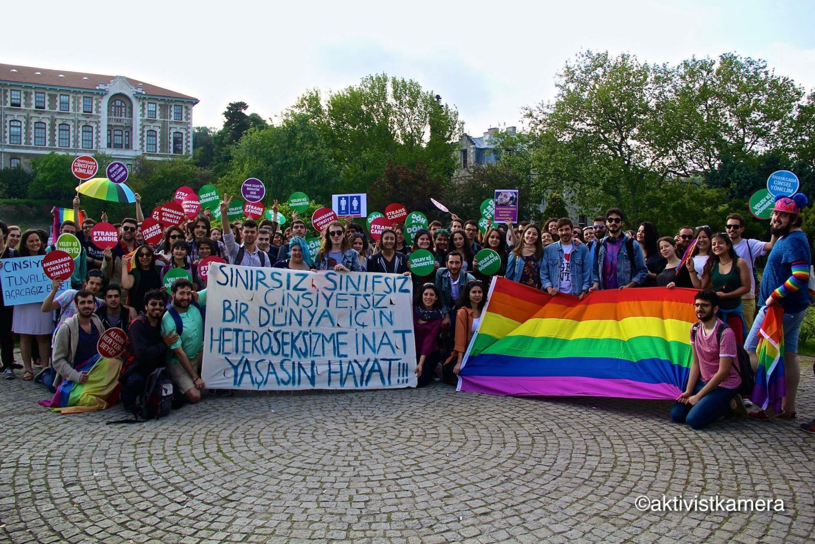 Boğaziçi LGBTİ üyesine güvenlik hakaret etti, okul soruşturma açtı! Kaos GL - LGBTİ+ Haber Portalı