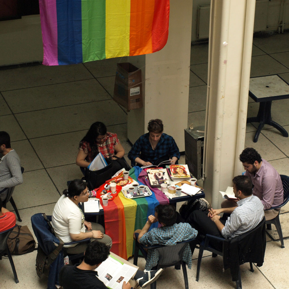 "Homofobi Bir Tür Edebiyat Günahı" Kaos GL - LGBTİ+ Haber Portalı