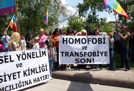 LGBT&rsquo;lere Bir Ayrımcılık da, &lsquo;Ayrımcılıkla Mücadele Taslağı&rsquo;nda! Kaos GL - LGBTİ+ Haber Portalı
