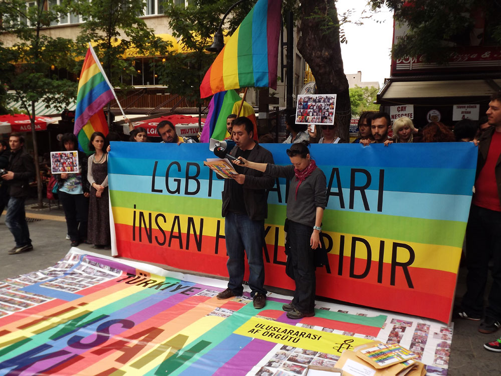 LGBT&rsquo;ler Başbakan&rsquo;a Mektup Yolladı Kaos GL - LGBTİ+ Haber Portalı