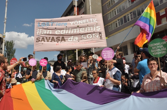&lsquo;LGBT&rsquo;lere Dönük Savaşın Da Son Bulmasını İstiyoruz!&rsquo; Kaos GL - LGBTİ+ Haber Portalı